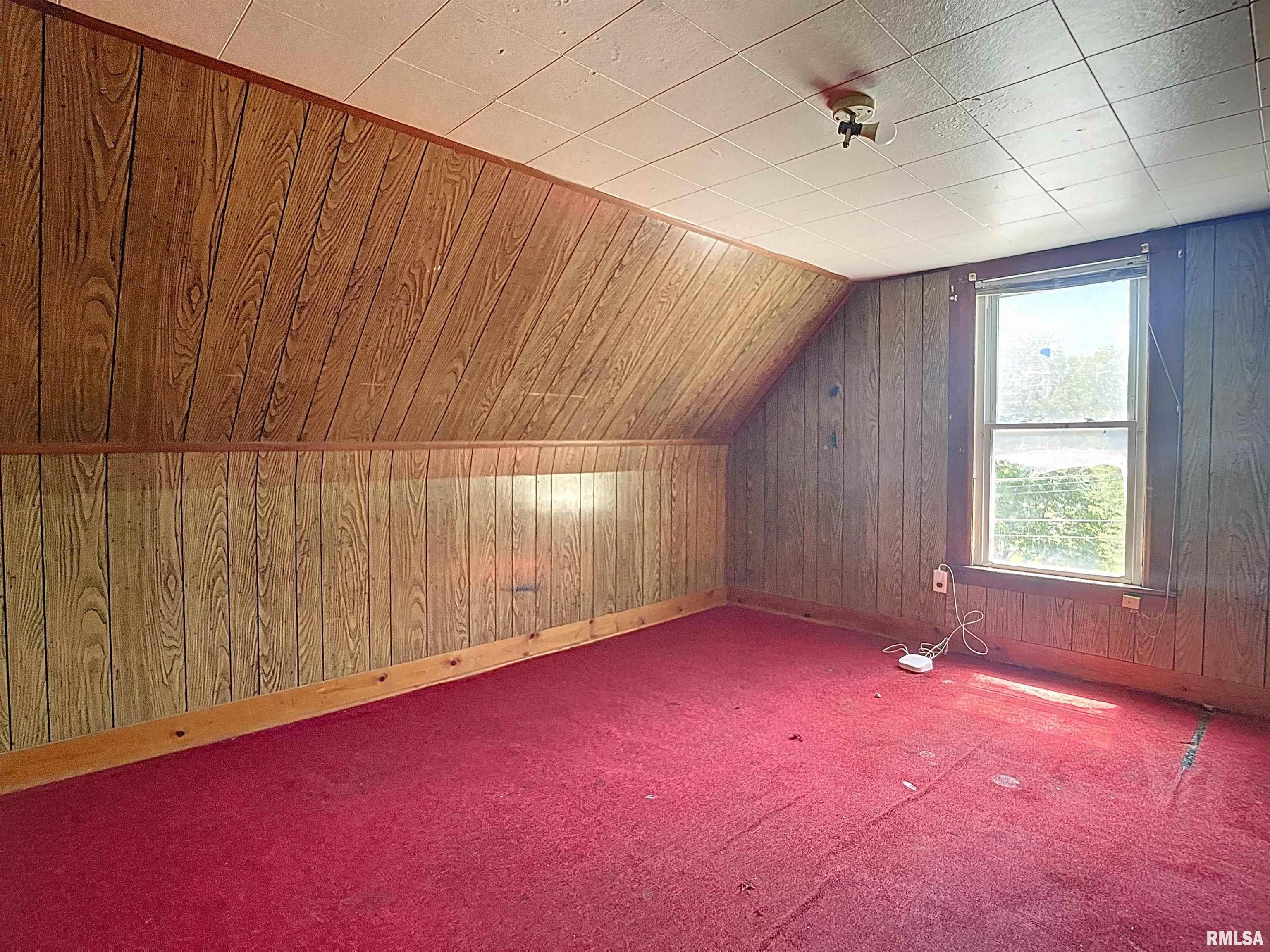 3110 Telegraph Road Davenport, IA 52804 - Photo 17 of 26 Gallery Image 17