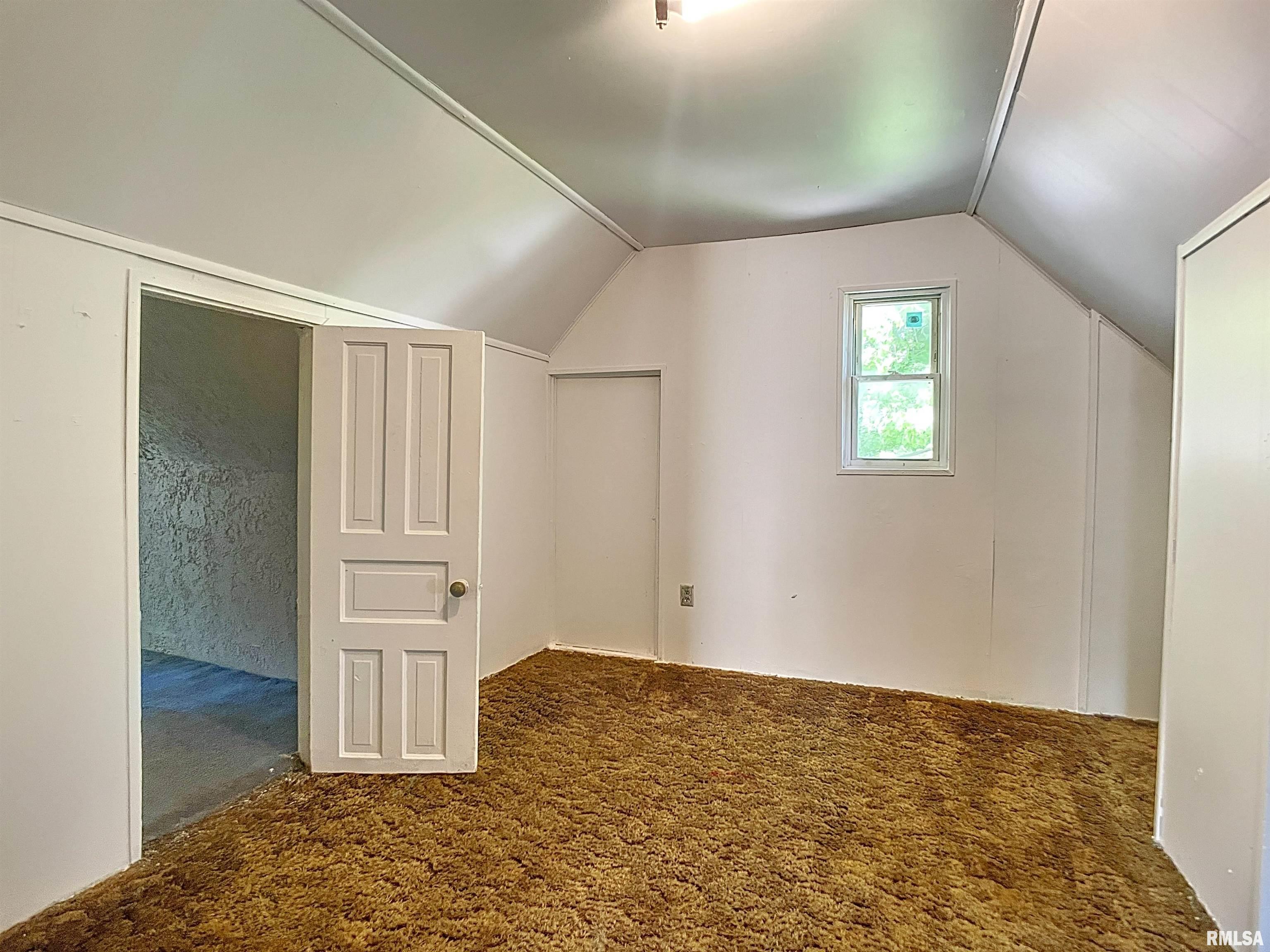 3110 Telegraph Road Davenport, IA 52804 - Photo 20 of 26 Gallery Image 20