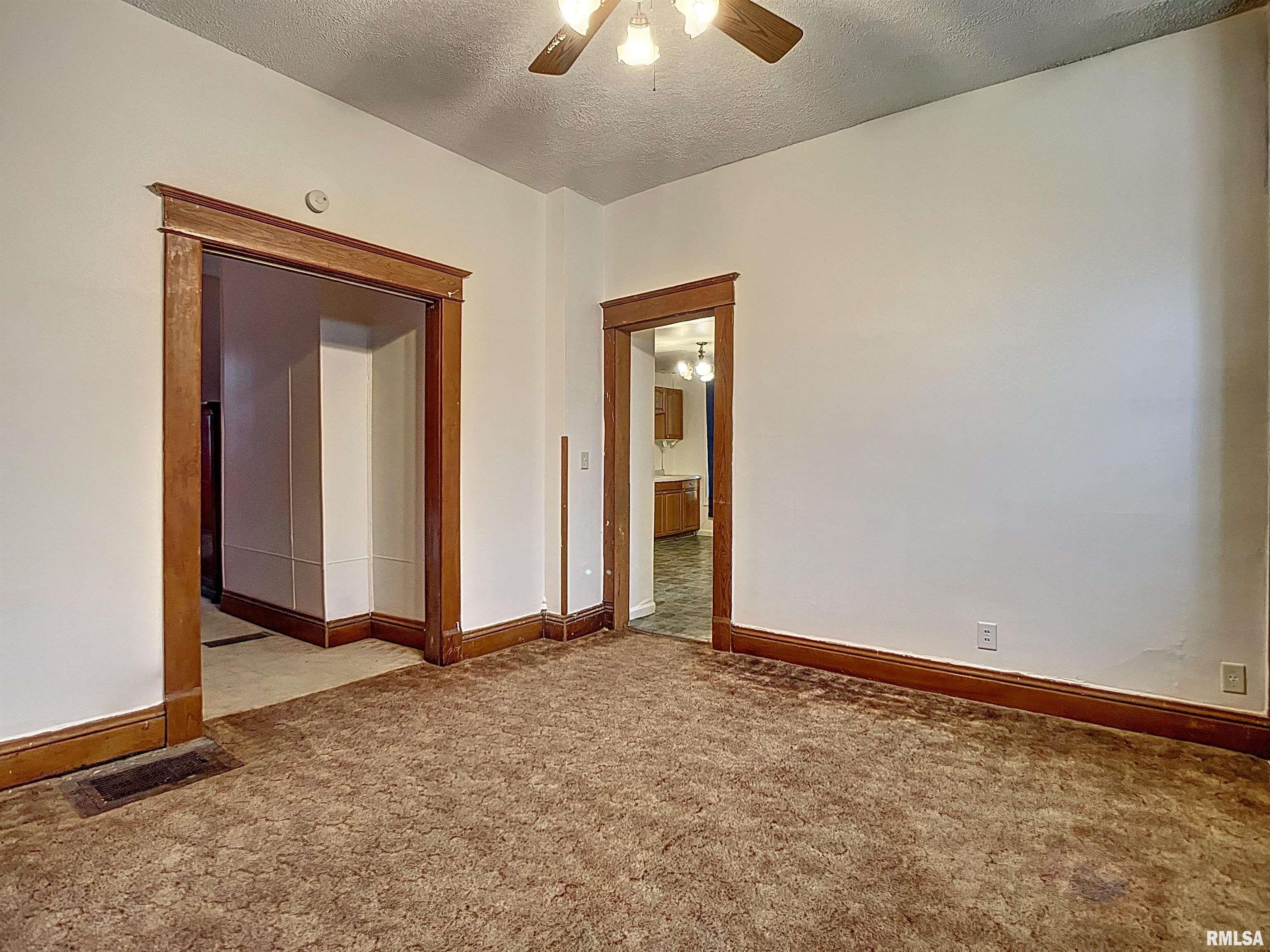 3110 Telegraph Road Davenport, IA 52804 - Photo 9 of 26 Gallery Image 9