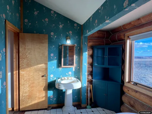 $650,000 | 5 Black Bear Road, Pinedale, WY 82941