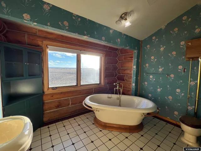 $650,000 | 5 Black Bear Road, Pinedale, WY 82941
