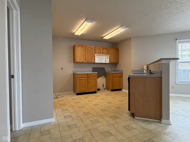 $280,000 | 9218 West Swimming Hole Lane, Pendleton, IN 46064