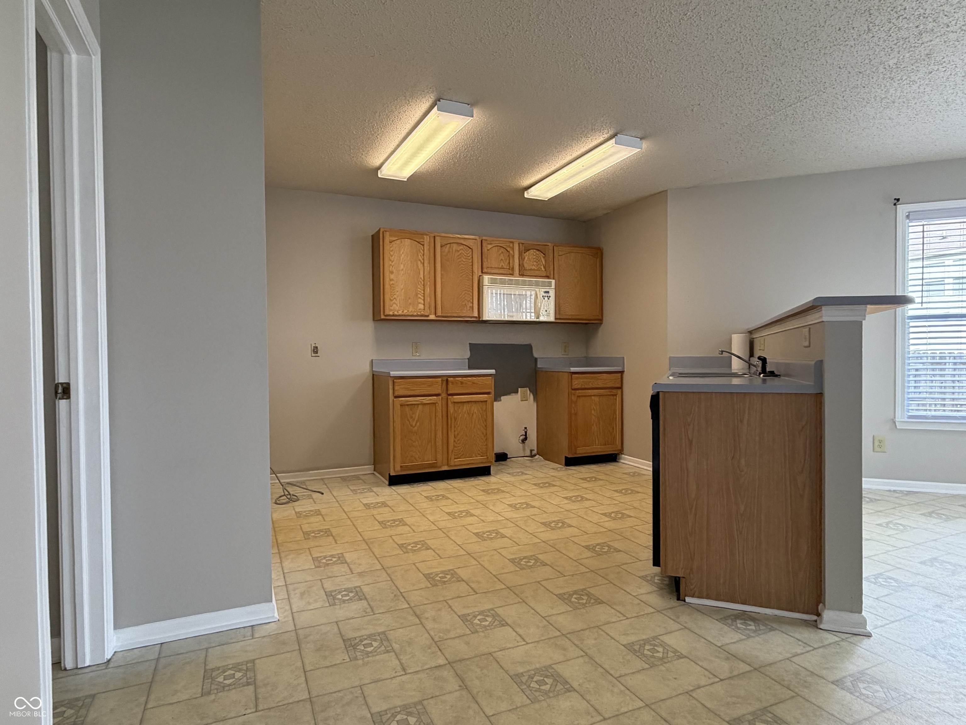 9218 West Swimming Hole Lane Pendleton, IN 46064 - Photo 18 of 46