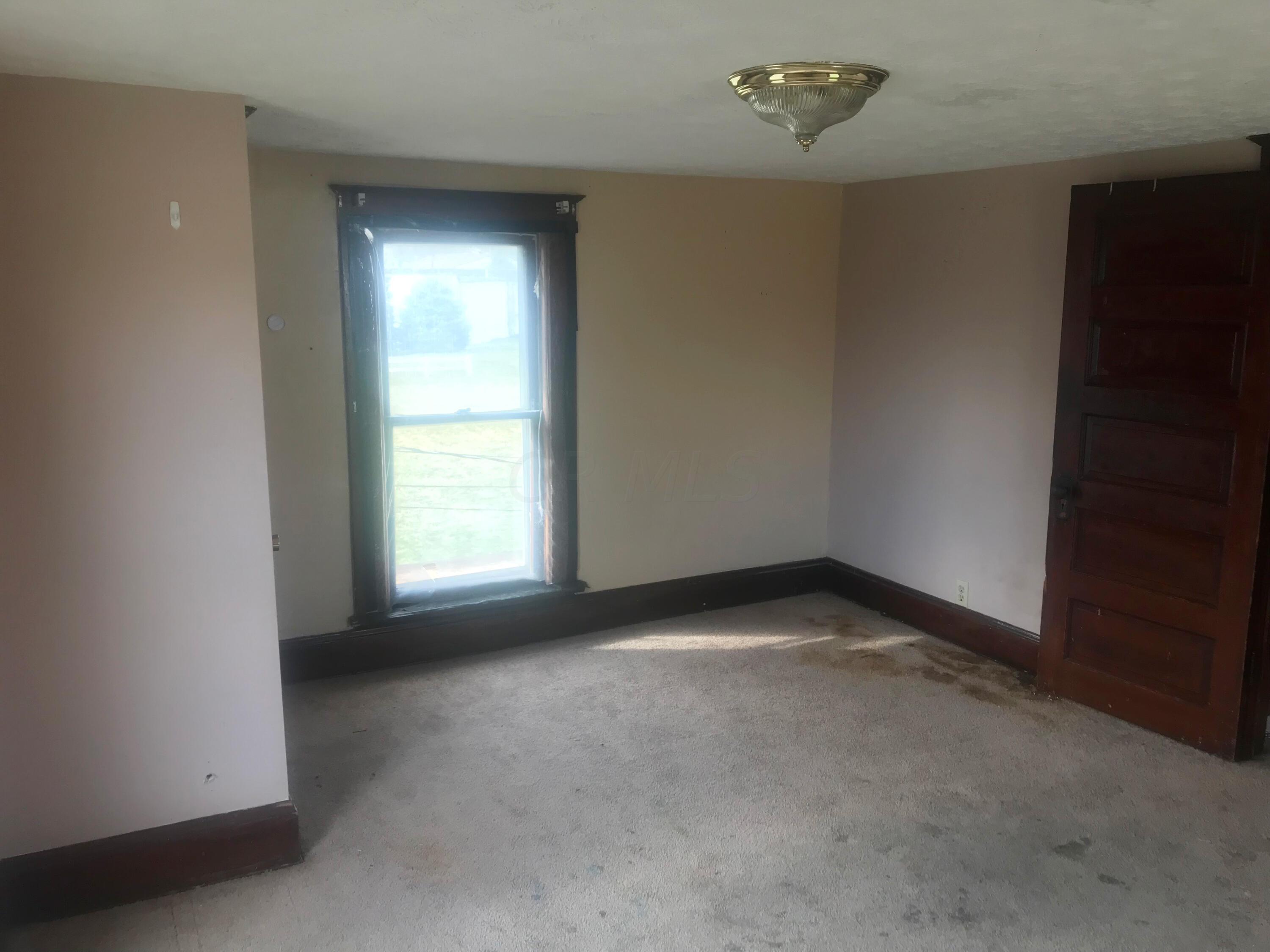 3315 Lockbourne Road Columbus, OH 43207 - Photo 13 of 22 IMG_3558