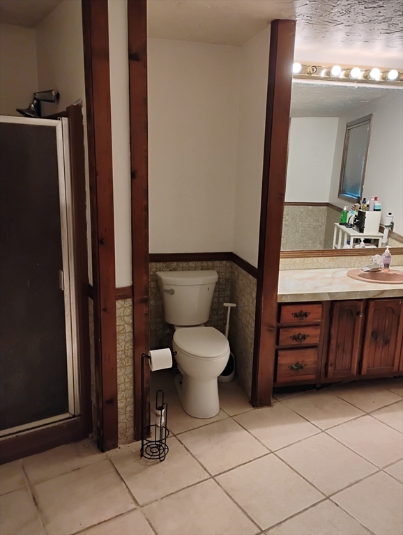 186 8 Lots Road Sutton, MA 01590 - Photo 12 of 16