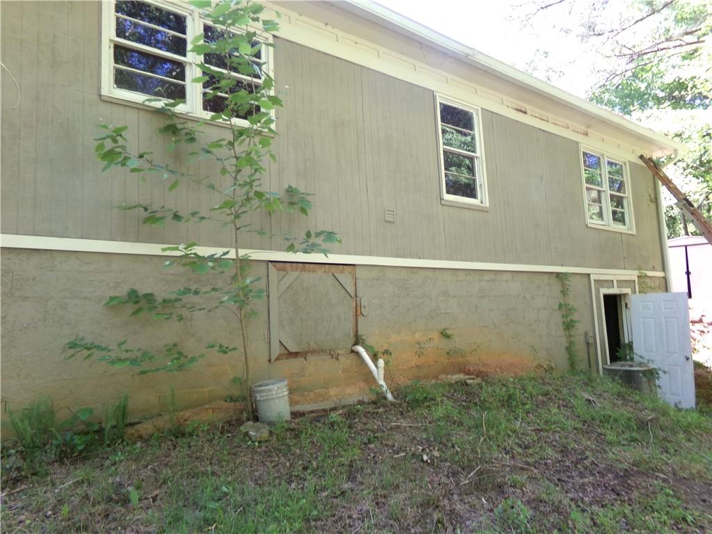 3905 Highway 138 Covington, GA 30014 - Photo 33 of 40 a bathroom with a shower