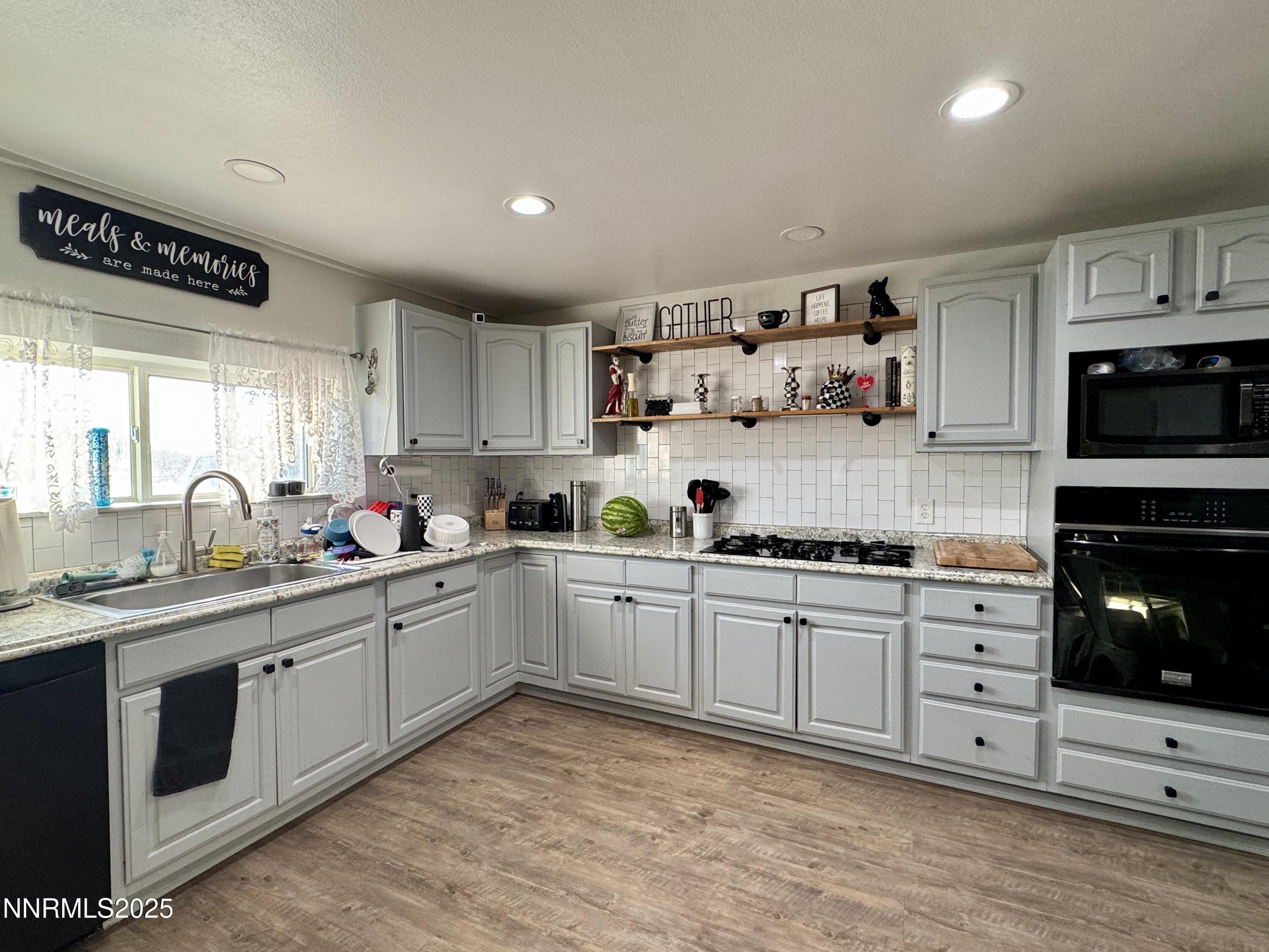 7255 Allen Road Winnemucca, NV 89445 - Photo 5 of 21 IMG_6176
