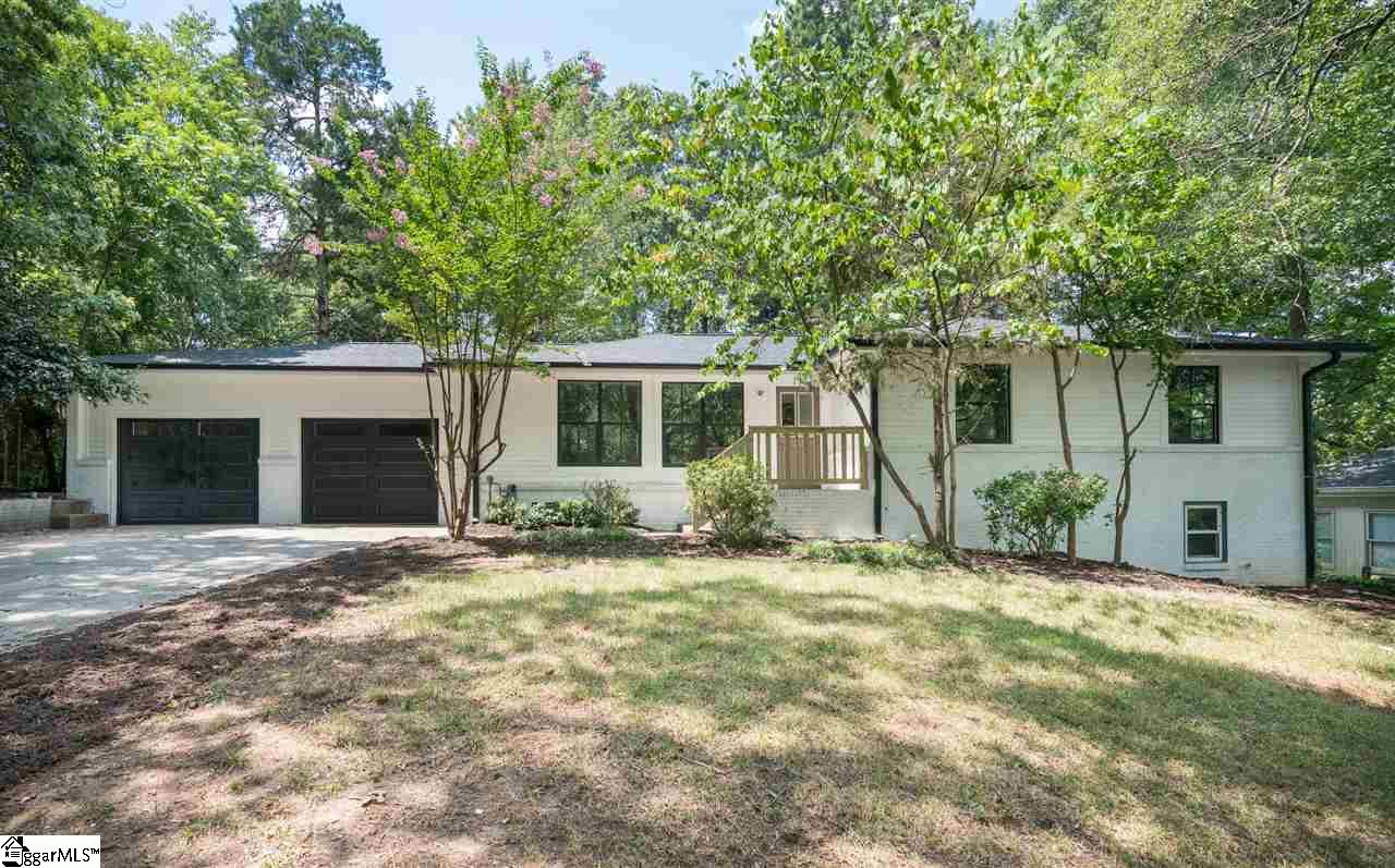 9 Batesview Drive Greenville, SC 29607 - Photo 1 of 24 Gallery Image 1