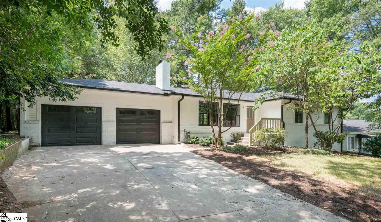 9 Batesview Drive Greenville, SC 29607 - Photo 2 of 24 Gallery Image 2