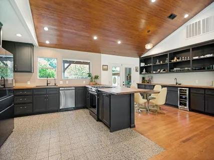 $650,000 | 9710 Cloister Drive, Dallas, TX 75228