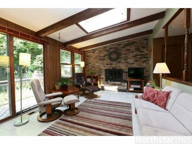 20755 Garden Road Shorewood, MN 55331 - Photo 7 of 18 Gallery Image 7