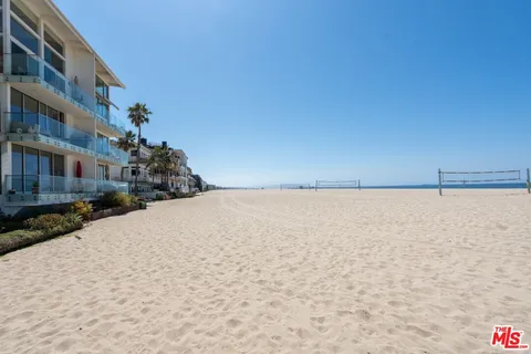 $4,695,000 | 1 Driftwood Street, Unit 5, Marina del Rey, CA 90292
