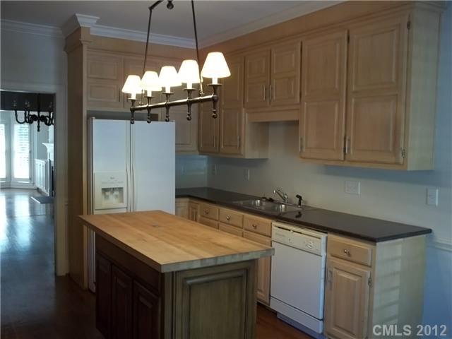 4607 Curraghmore Road, Unit 4607 Charlotte, NC 28210 - Photo 4 of 10 Gallery Image 4
