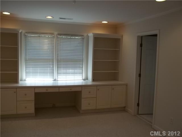 4607 Curraghmore Road, Unit 4607 Charlotte, NC 28210 - Photo 7 of 10 Gallery Image 7