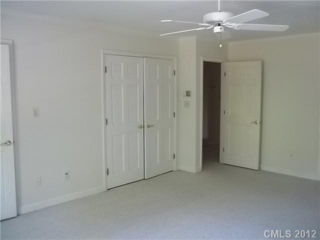 4607 Curraghmore Road, Unit 4607 Charlotte, NC 28210 - Photo 9 of 10 Gallery Image 9