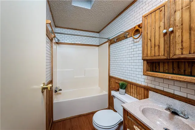 $199,000 | 303 Mt Manor Road, Manor, PA 15665