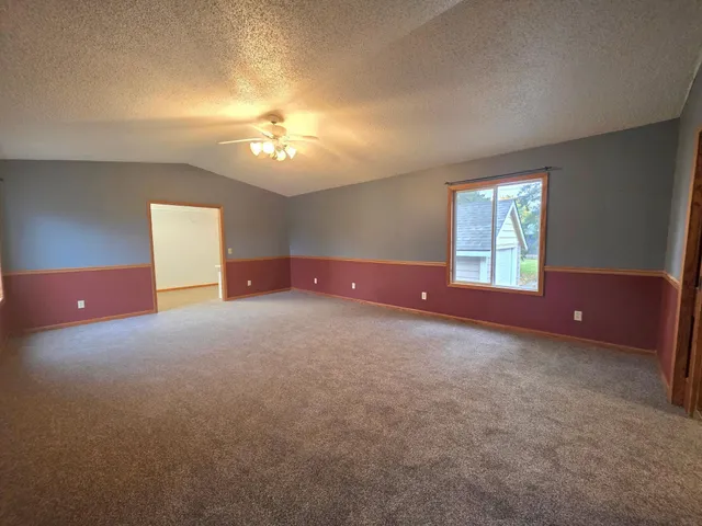 $130,000 | 821 7th Street Southwest, Pipestone, MN 56164