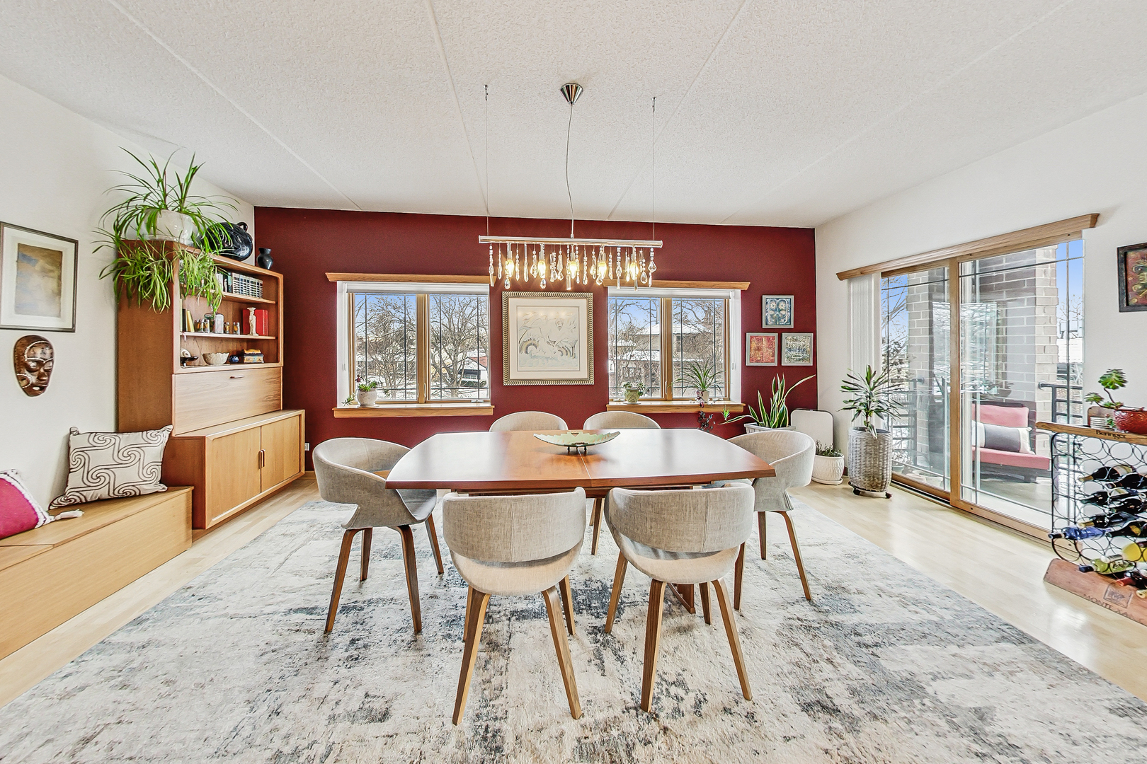 911 Busse Highway, Unit 204 Park Ridge, IL 60068 - Photo 9 of 31 a view of a dining room with furniture window and outside view
