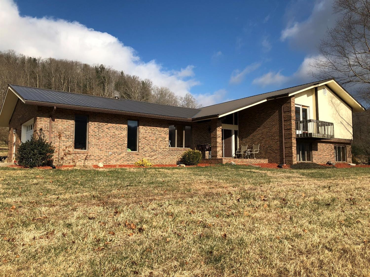 212 Plains Road Frenchburg, KY 40322 - Photo 4 of 24 Photo 4