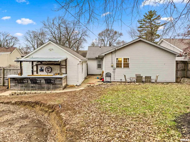 $134,900 | 124 North 1st Street, Hanna City, IL 61536