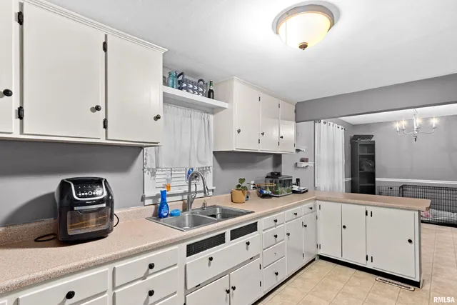 $134,900 | 124 North 1st Street, Hanna City, IL 61536