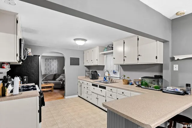 $134,900 | 124 North 1st Street, Hanna City, IL 61536