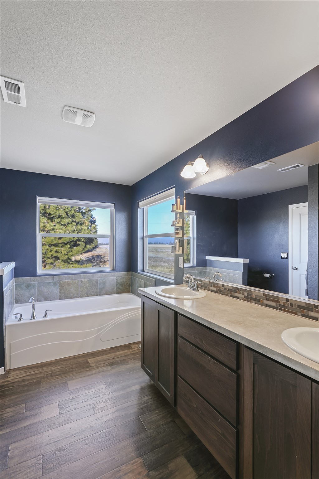 713 East Colbert Road Colbert, WA 99005 - Photo 16 of 29