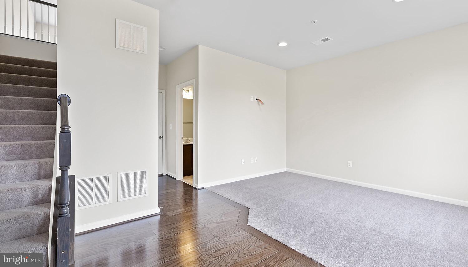 10221 Aerospace Road Lanham, MD 20706 - Photo 4 of 21 Interior (General)*Photo Similar Construction*
