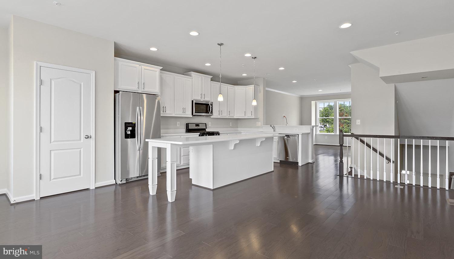 10221 Aerospace Road Lanham, MD 20706 - Photo 7 of 21 Kitchen*Photo Similar Construction*