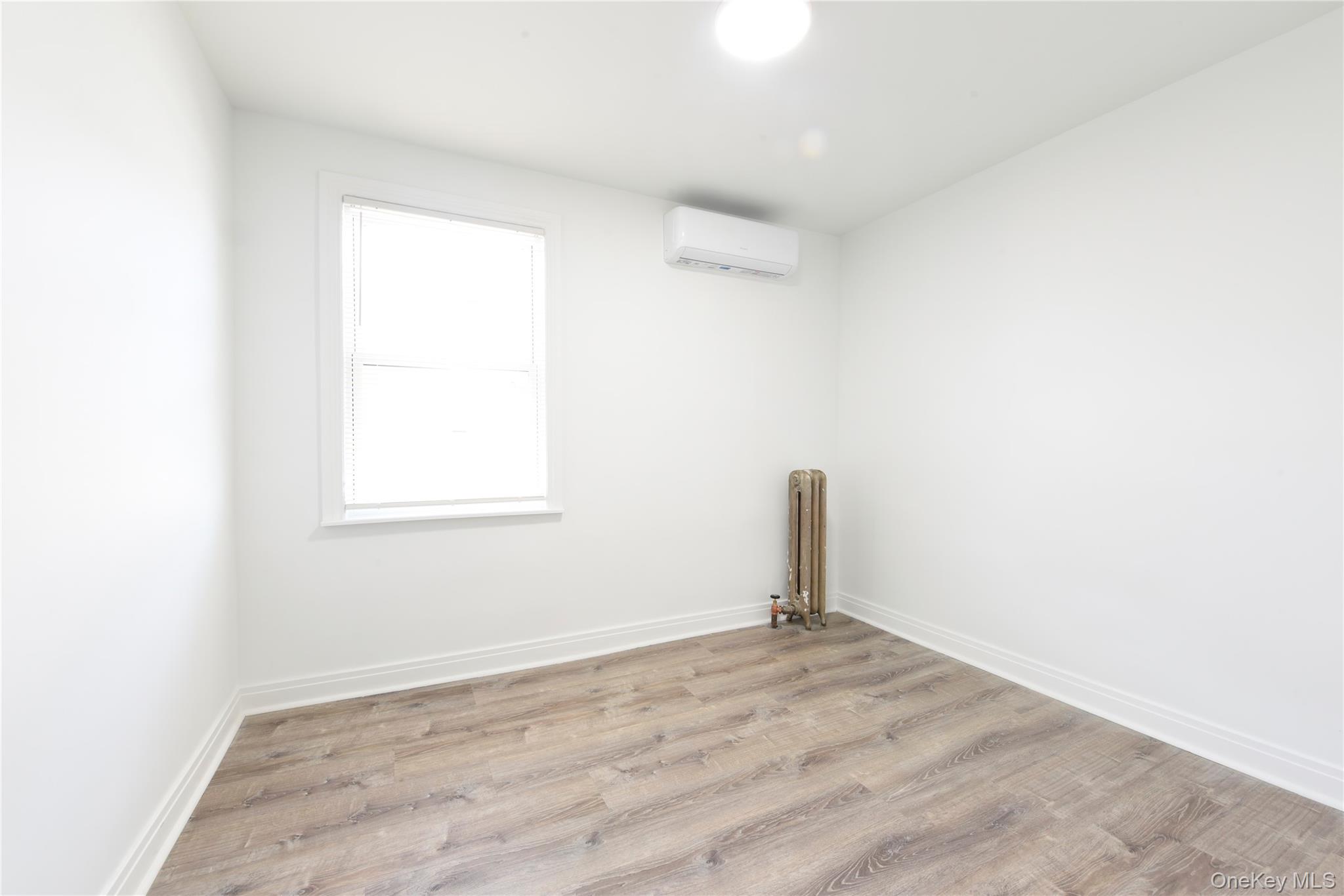 144-13 Lux Road Queens, NY 11435 - Photo 15 of 34