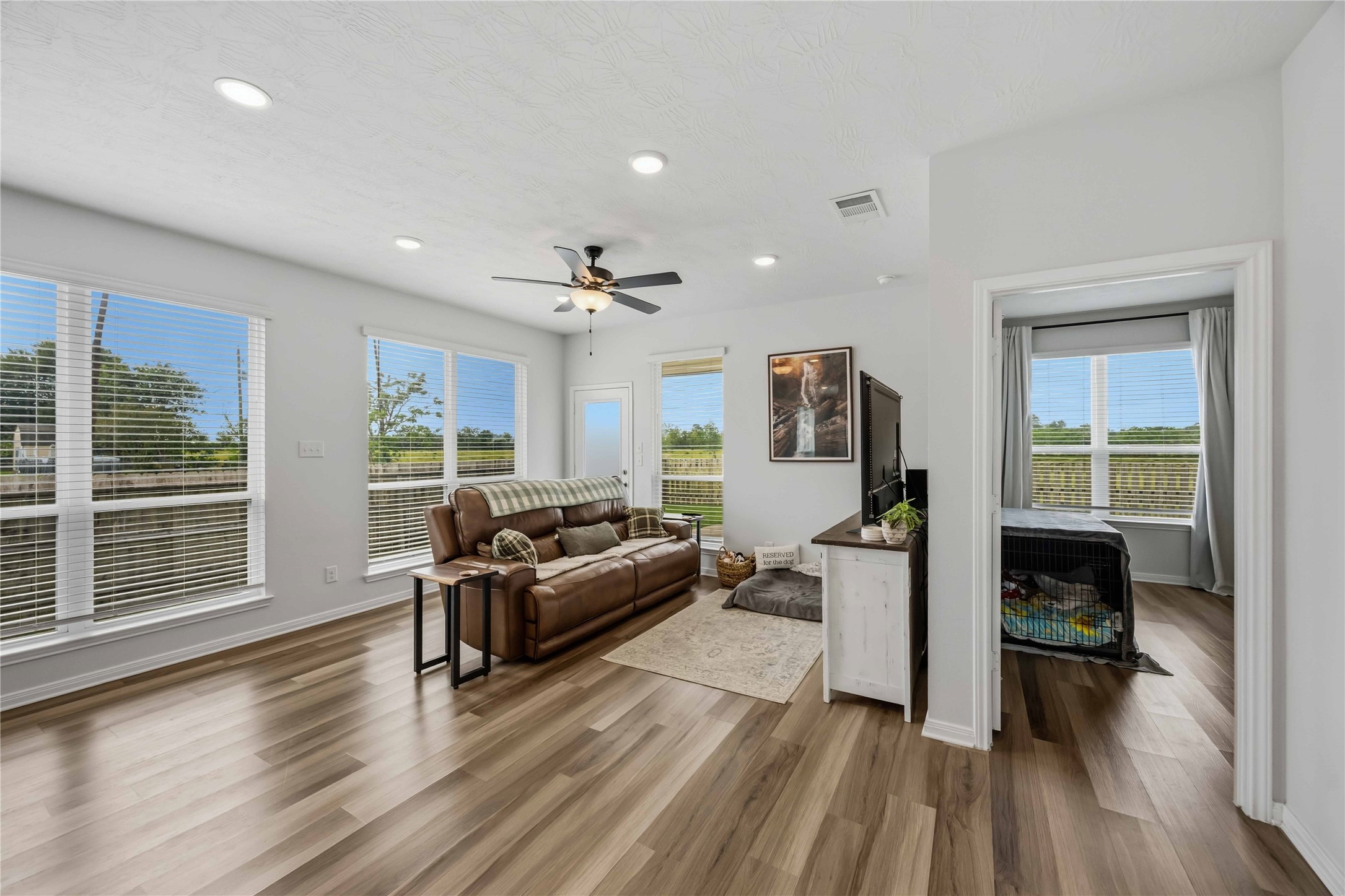 148 Austin Road Angleton, TX 77515 - Photo 5 of 25