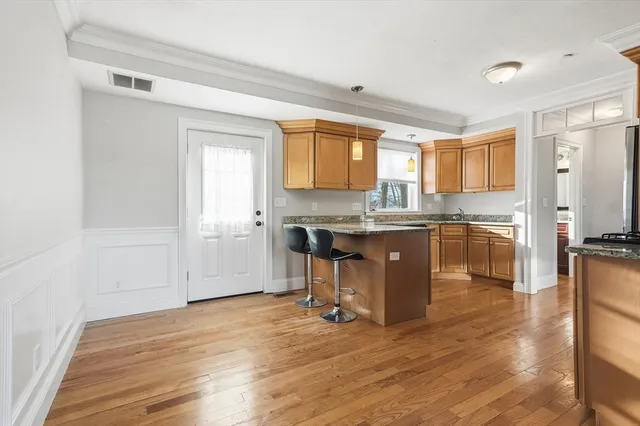 $3,300 | 597 Sea Street, Unit 2, Quincy, MA 02169