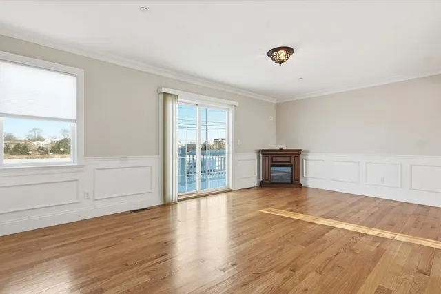 $3,300 | 597 Sea Street, Unit 2, Quincy, MA 02169