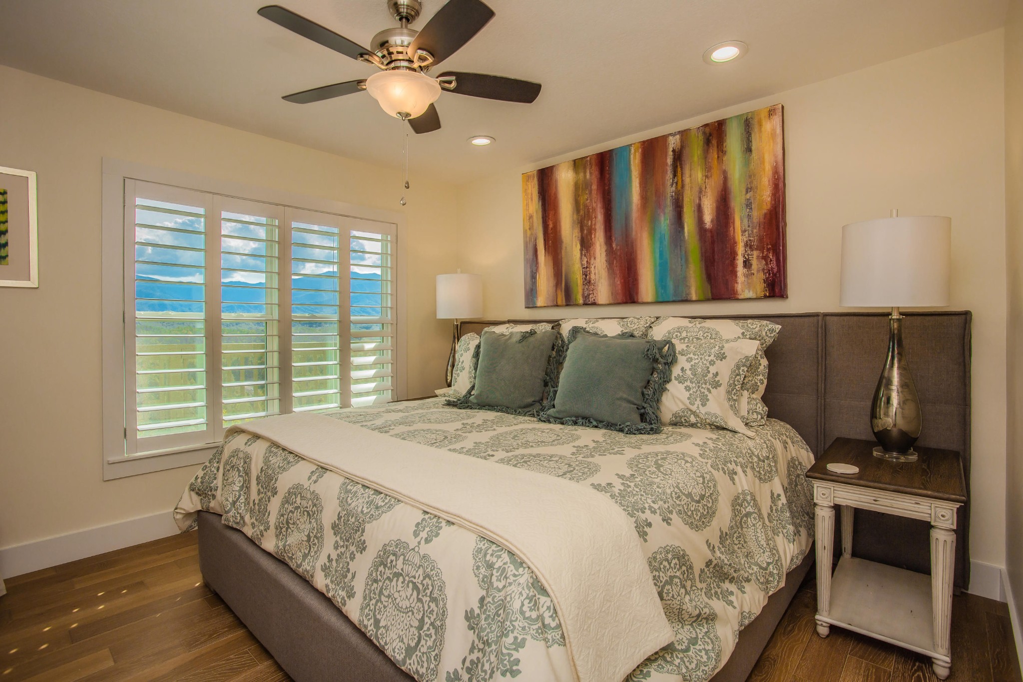 3202 Hickey Road Sevierville, TN 37876 - Photo 11 of 28 a bedroom with bed and window