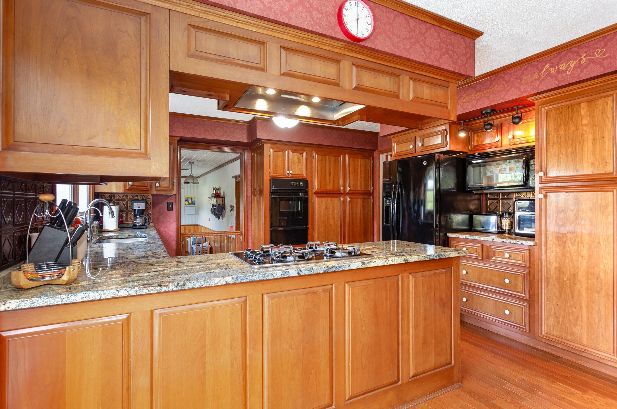 13299 Marshall Road Rockbridge, OH 43149 - Photo 49 of 87 020_8l9a0036-edit_17