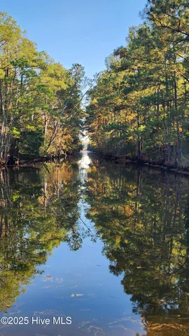 $300,000 | 187 Pamlico Parkway, Beaufort, NC 28516