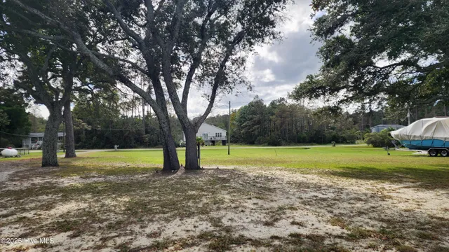 $300,000 | 187 Pamlico Parkway, Beaufort, NC 28516