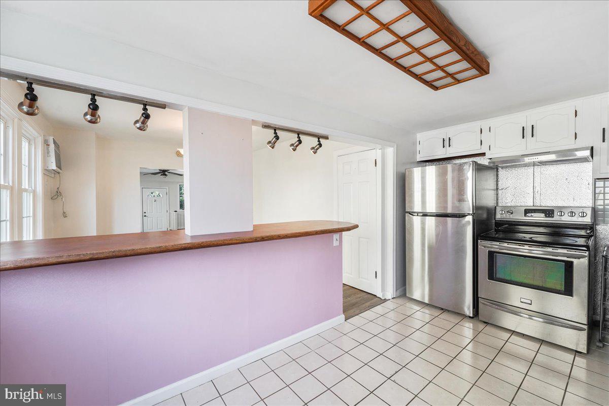 4130 Garrett Road Drexel Hill, PA 19026 - Photo 9 of 34