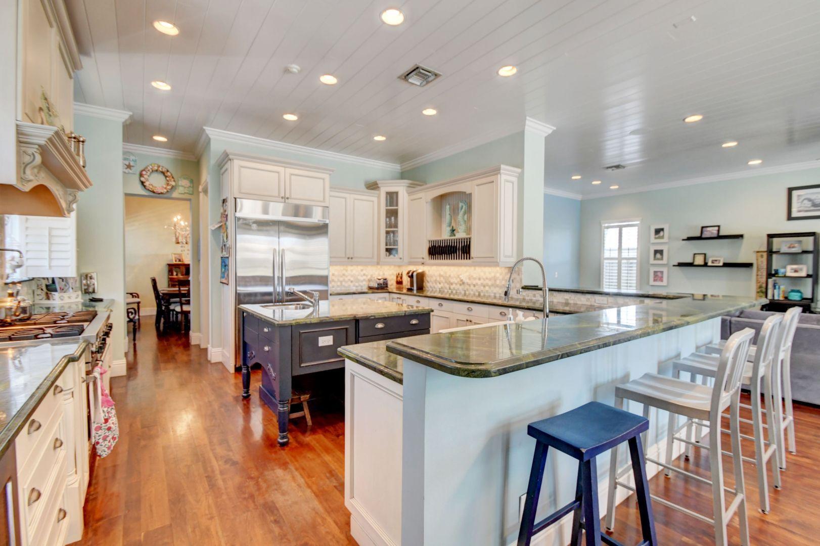 930 Southwest 21st Lane Boca Raton, FL 33486 - Photo 7 of 71 KITCHEN