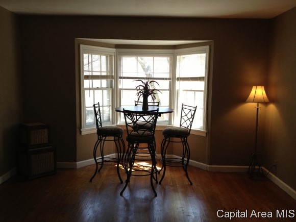 72 East Hazel Dell Lane Springfield, IL 62712 - Photo 4 of 15 Gallery Image 4