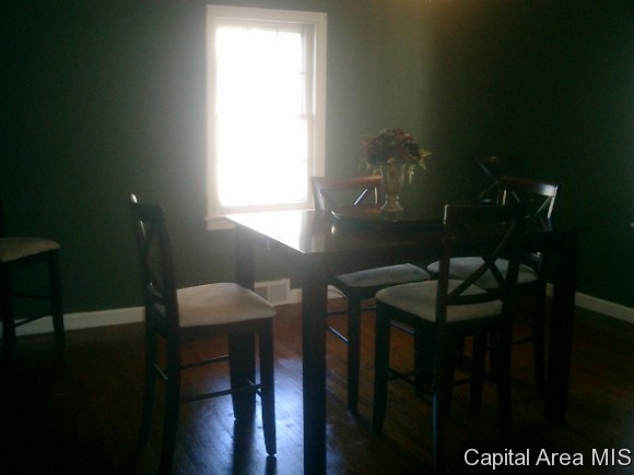 72 East Hazel Dell Lane Springfield, IL 62712 - Photo 5 of 15 Gallery Image 5