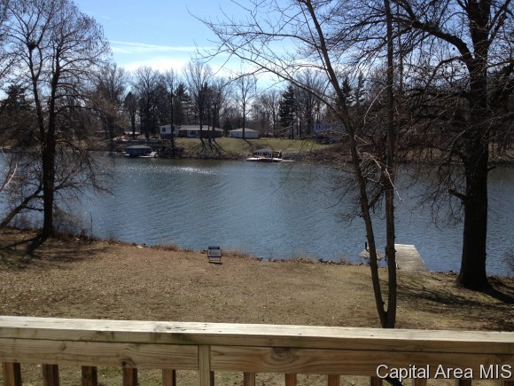 72 East Hazel Dell Lane Springfield, IL 62712 - Photo 10 of 15 Gallery Image 10
