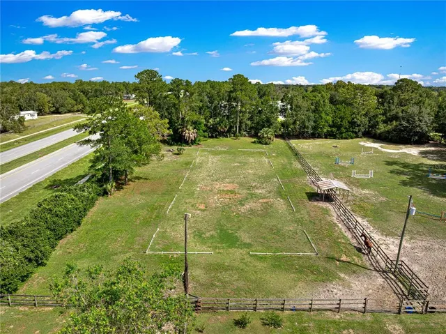 a view of an outdoor space and a yard