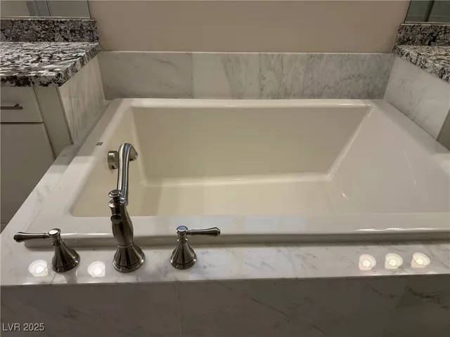 $3,400 | 8797 Pinley Spring Street, Las Vegas, NV 89113