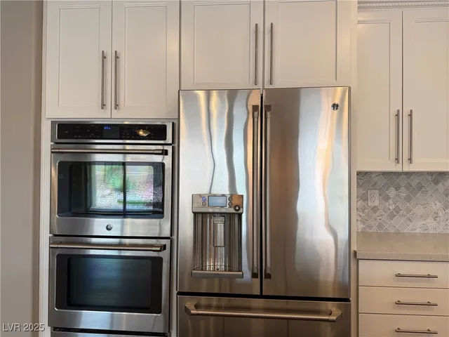 $3,400 | 8797 Pinley Spring Street, Las Vegas, NV 89113