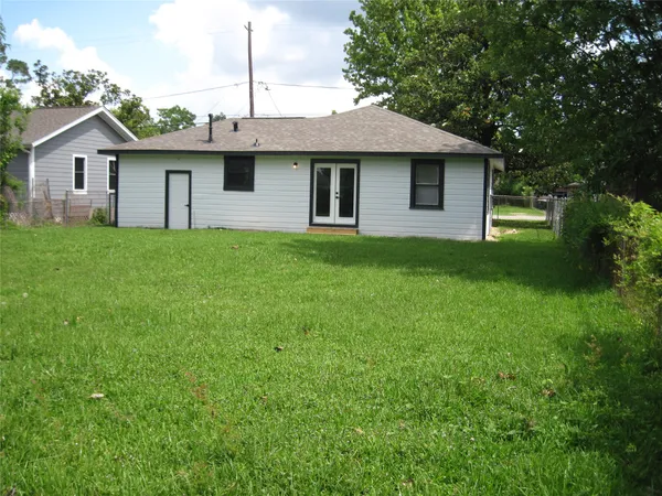 $1,600 | 7522 South Hall Street, Houston, TX 77028