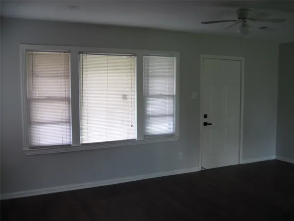 $1,600 | 7522 South Hall Street, Houston, TX 77028