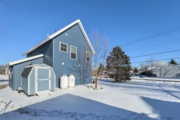 $685,000 | 2 Lovejoy & 4 Autumn Street, Rockland, ME 04841