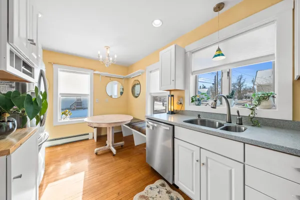 $685,000 | 2 Lovejoy & 4 Autumn Street, Rockland, ME 04841