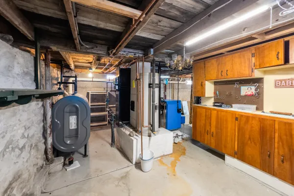 $685,000 | 2 Lovejoy & 4 Autumn Street, Rockland, ME 04841